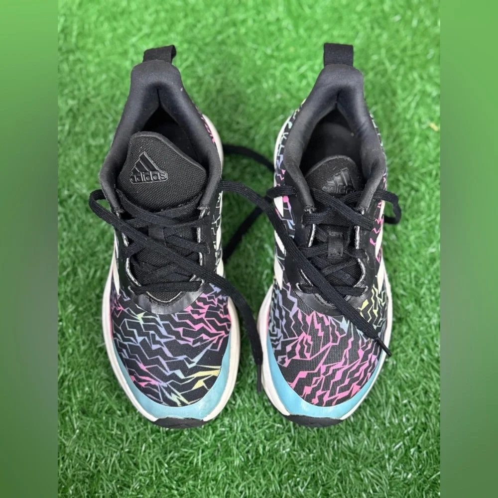 Adidas Women’s Black‎ and Multicolor Sneakers Size 3.5